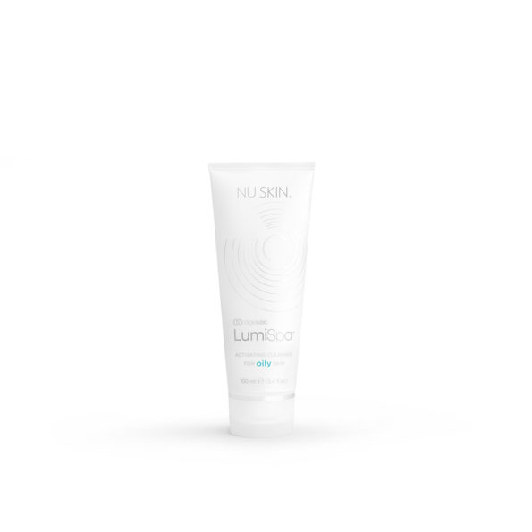 lumi-activating-cleanser-oily1.jpg